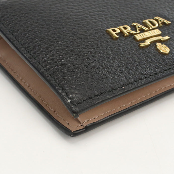 PRADA Leather wallet PR88389 Folded wallet leather / Leather wallet Women