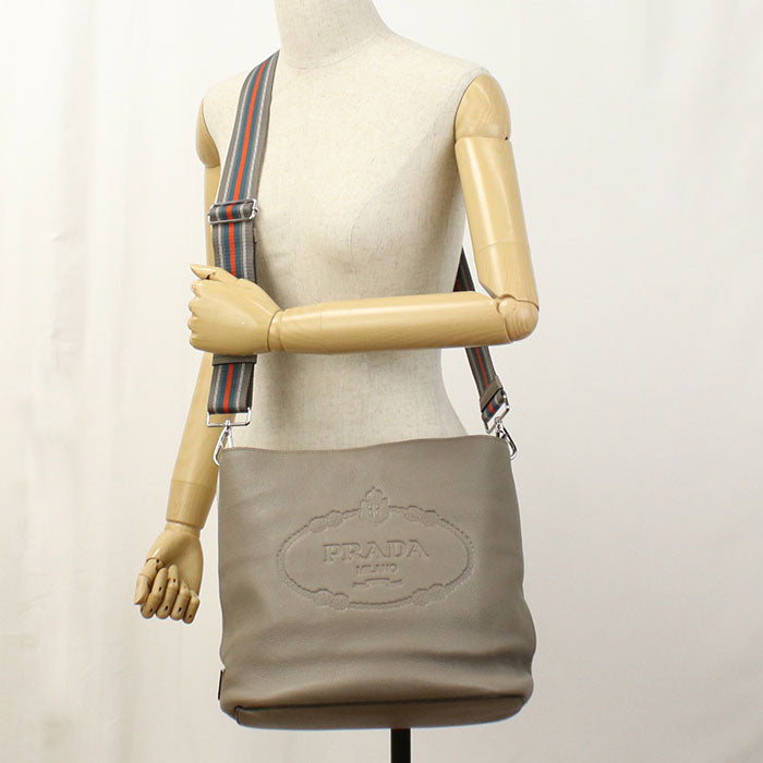 PRADA Vitello phoenix PR95274 Shoulder bag leather / Shoulder bag Women