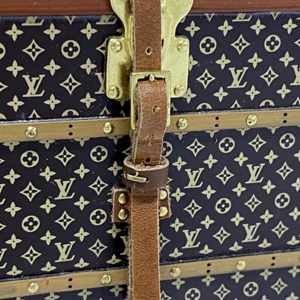 LOUIS VUITTON Authentic Vintage Accessories MISSFRANCE M99408 Brown Paperweight