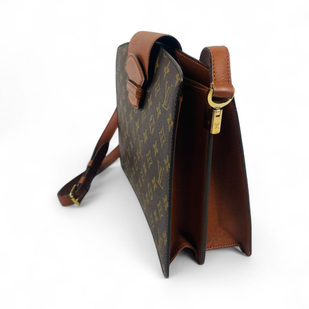 LOIUS VUITTON Monogram Courcelles Shoulder Bag M51375