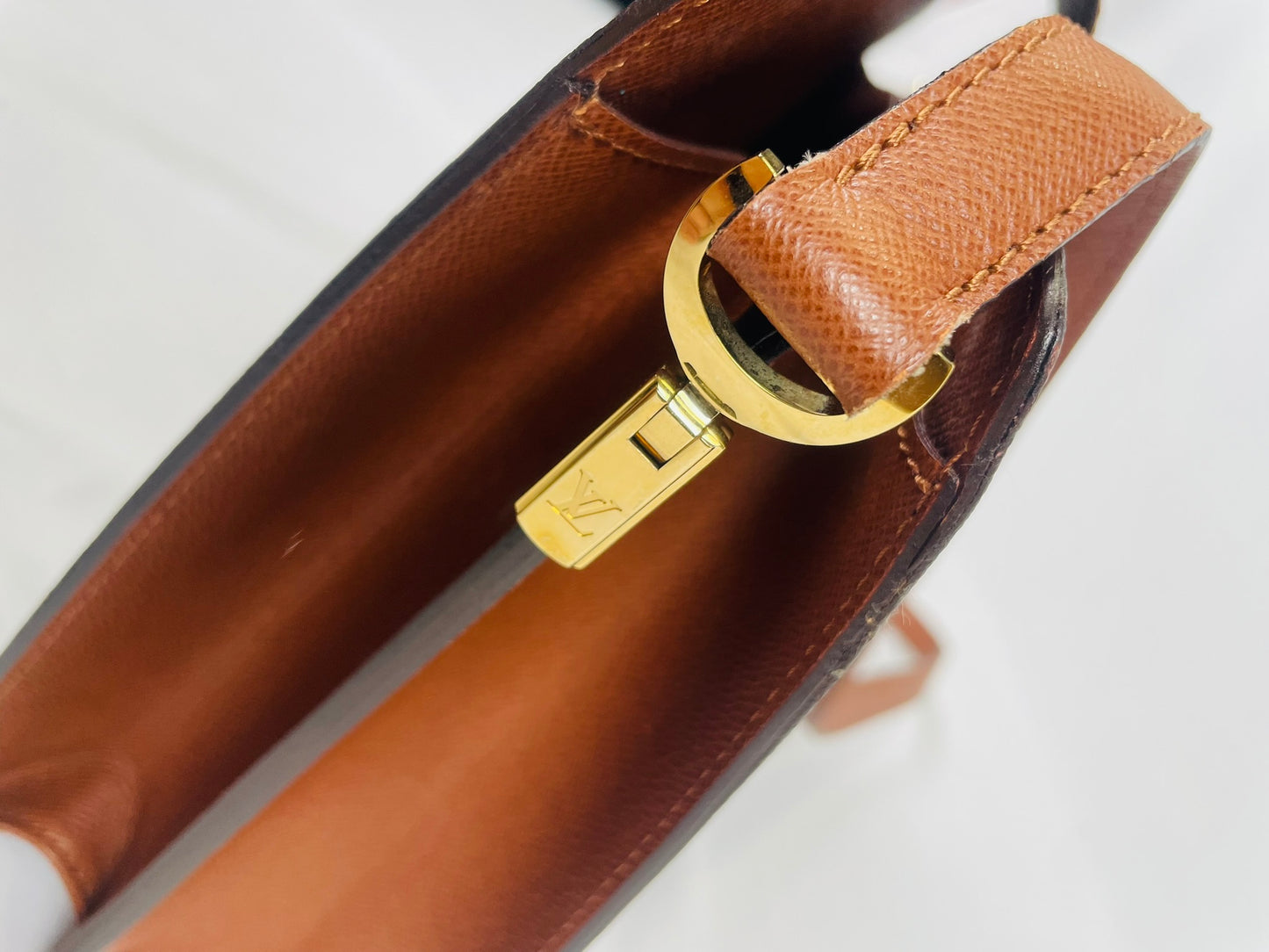 LOIUS VUITTON Monogram Courcelles Shoulder Bag M51375