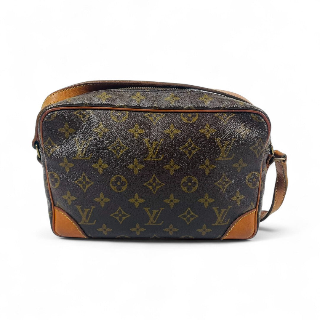 LOUIS VUITTON Monogram Trocadero 27 Shoulder Bag M51274