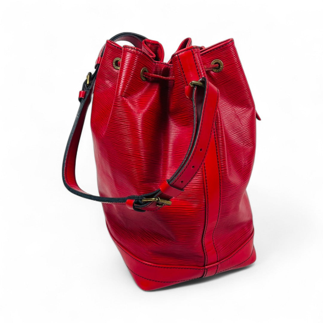 LOUIS VUITTON Epi Noe Red Shoulder Bag M44009