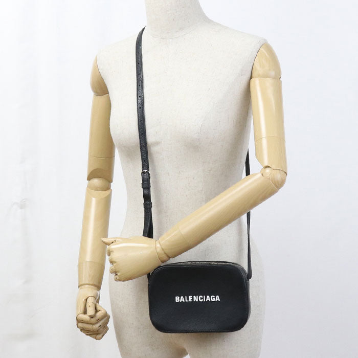 BALENCIAGA Camera Bag XS Every day 552372 Diagonal shoulder bag Shoulder Bag leather Women's