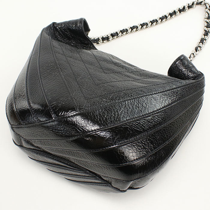 CHANEL Chain Shoulder bag Chevron 25737038 Shoulder bag Patent leather Women