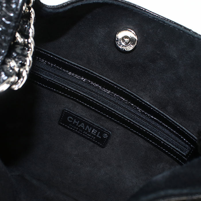 CHANEL Chain Shoulder bag Chevron 25737038 Shoulder bag Patent leather Women