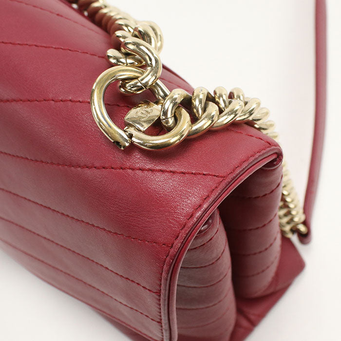 CHANEL Chain Chevron Shoulder Bag leather 26421136 Women's