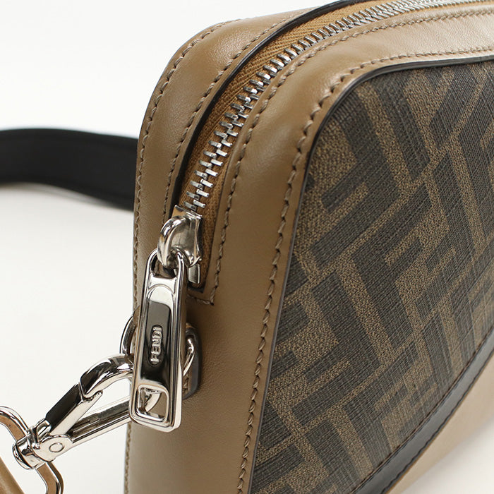 FENDI Camera case Diagonal 7M0286 Diagonal shoulder bag PVC / leather Men