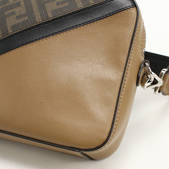 FENDI Camera case Diagonal 7M0286 Diagonal shoulder bag PVC / leather Men