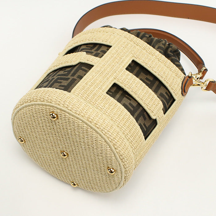 FENDI Medium Bucket Bag Step Out 8BT364 Handbag straw / Medium Bucket Bag Women