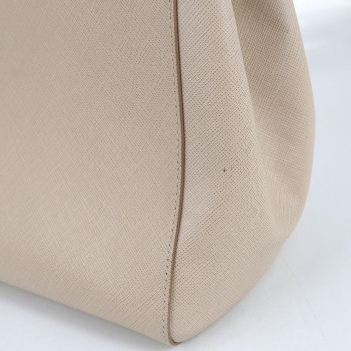 FERRAGAMO Chain Vara ribbon 21 F561 Tote Bag Calfskin Women's
