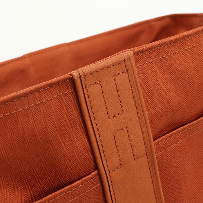HERMES Second Creche de Toilette GM Acapulco business bag Towal chevron Unisex