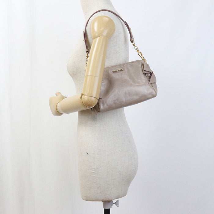 MIUMIU  Shoulder bag leather Women