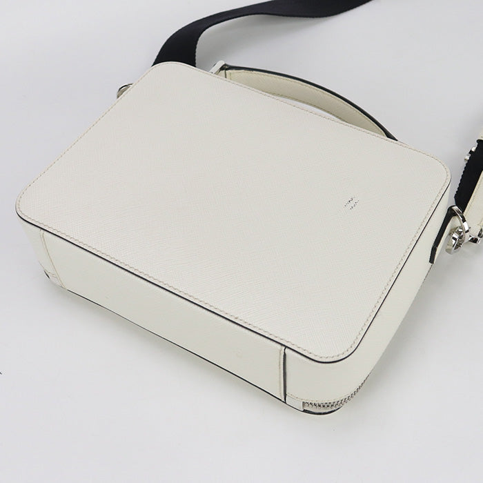 PRADA Saffiano Leather Bag Brick PR89904 Handbag leather / Saffiano Leather Bag Men