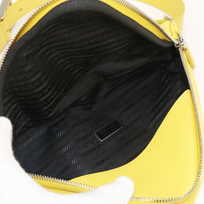 PRADA Triangle PR92636 Shoulder bag leather / Shoulder bag Unisex