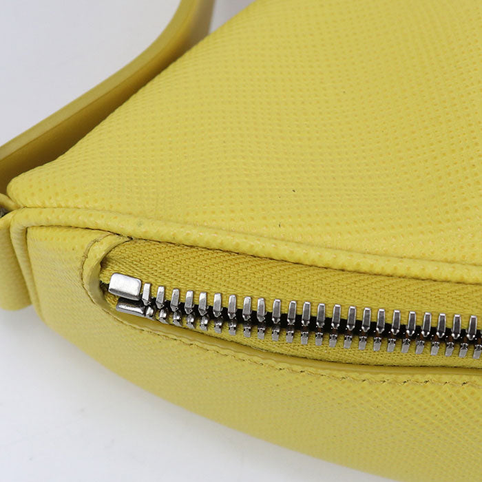 PRADA Triangle PR92636 Shoulder bag leather / Shoulder bag Unisex